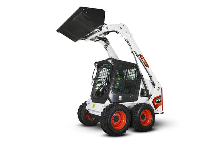 Carga de vuelco: 1.308 kgs</br> Potencia del motor: 36,5 kW</br> Peso operativo: 2.436 kgs